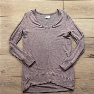 Women's V-Neck Long Sleeve Top - Purple